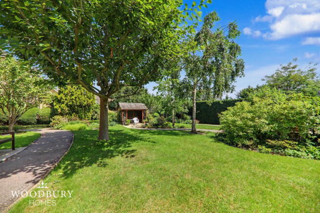Carlton House, Algers Road, Loughton, IG10 photo 4