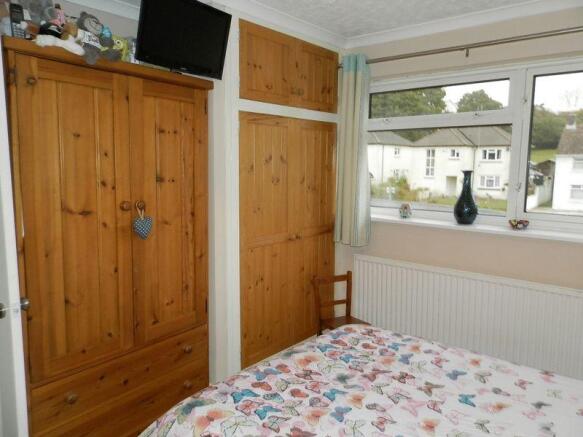 Bedroom 1 - An...
