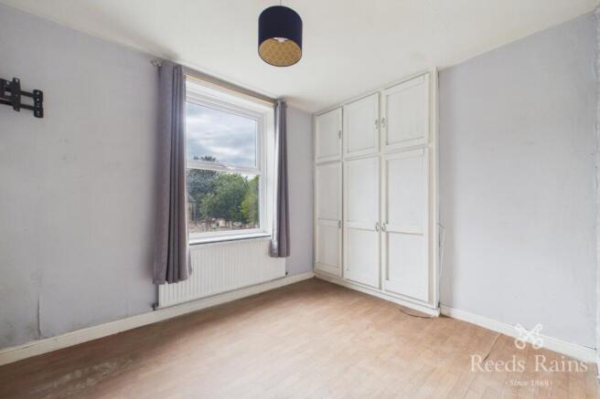 3 bed Terraced for sale Image 6
