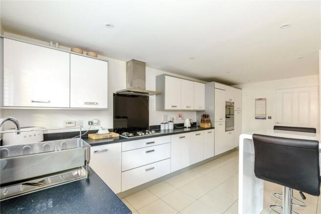 Kitchen/ Breakfast