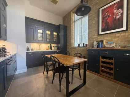 St Josephs Court, London ***3D FLOORPLAN & VIDEO AVAILABLE ***