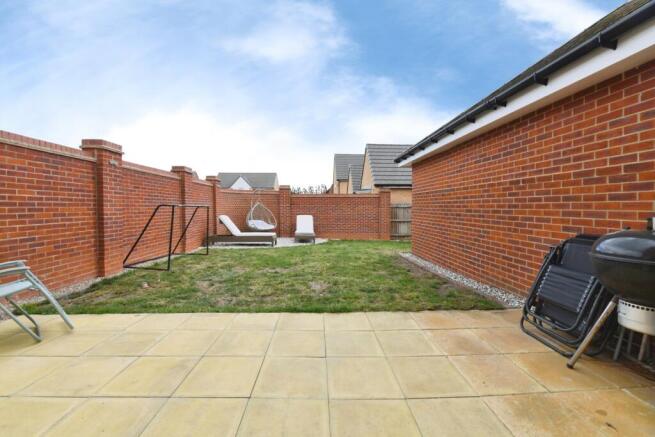 High Brooke Drive, SOUTHMINSTER, Essex, CM0 photo 4