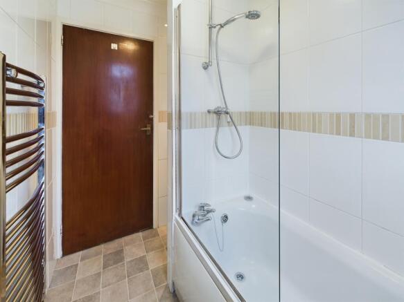 1 bed Flat to rent Image 5