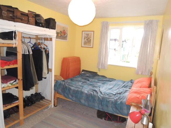 Bedroom: