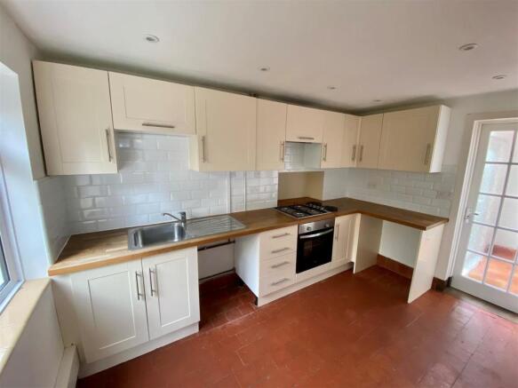 5 Piers kitchen.jpg