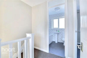 40, Ark Avenue, Grays RM16 6QR