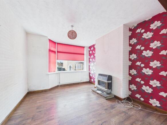 2 - Terraced House for Auction, Kingswood.jpg