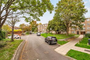 34, Lambourn Close, London W7 2LN