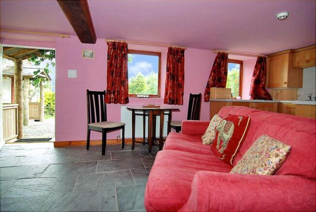 Cottage Lounge / Din