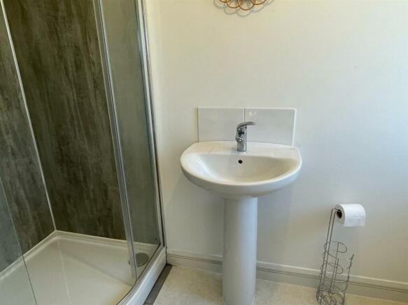 Ensuite.jpg