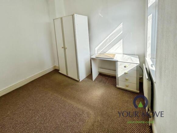 3 bed Terraced to rent Image 8