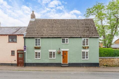 NN9, Main Street, Little Harrowden,