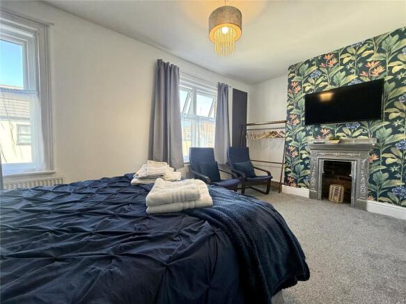 6 bed Terraced for sale Image 9
