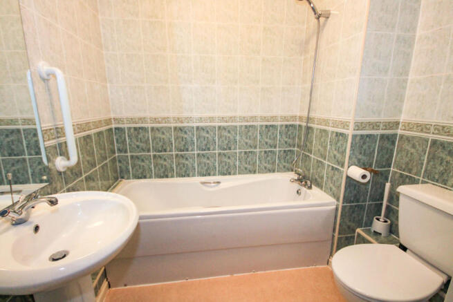 Photo 10