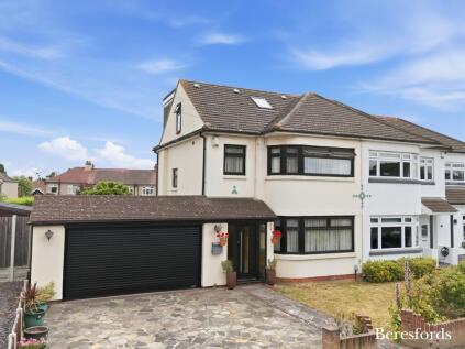 Elmhurst Drive, Hornchurch, RM11