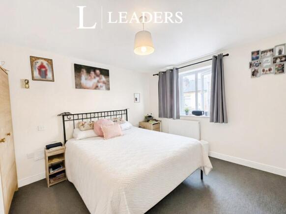 Arundel Drive, Mansfield, Nottinghamshire, NG19 - Veel
