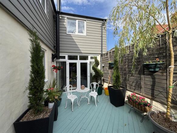 3 bed Detached for sale Image 8