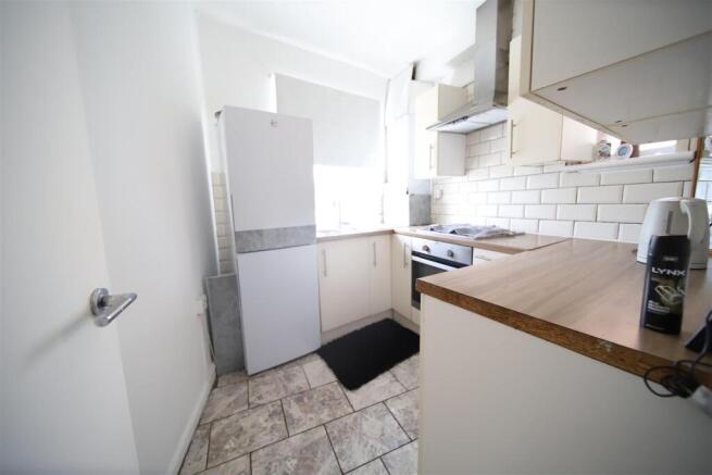 KITCHEN.JPG