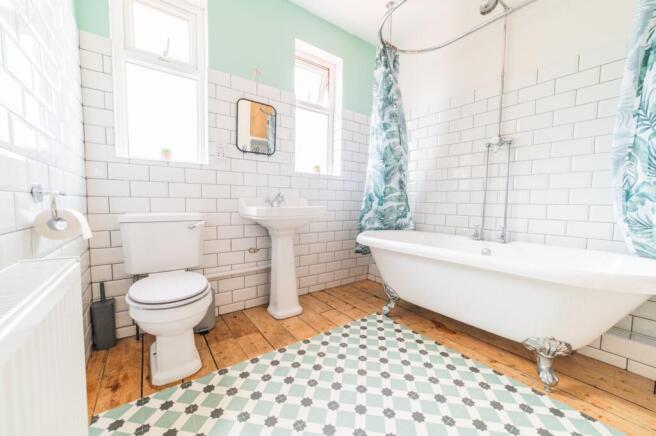 29 earls Court_13