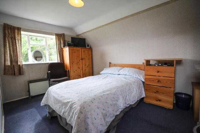 Second Reception/Bed