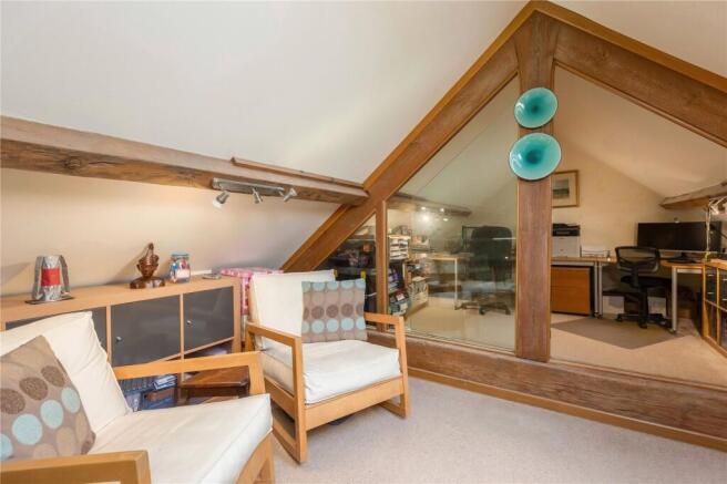 6 bed Barn Conversion for sale Image 7