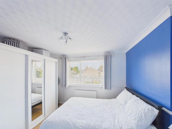 3 bed Semi-Detached for sale Image 10