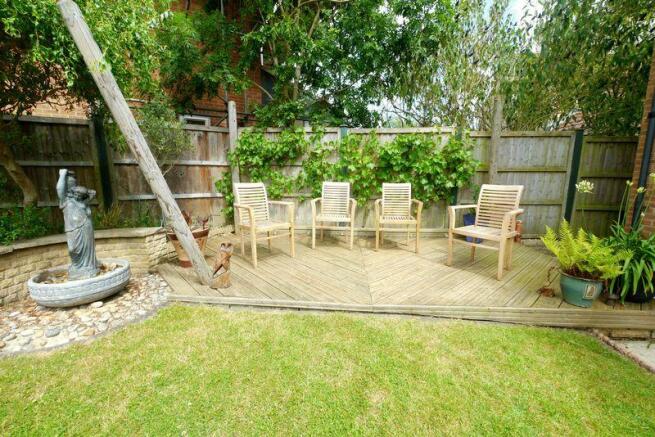 DECKING