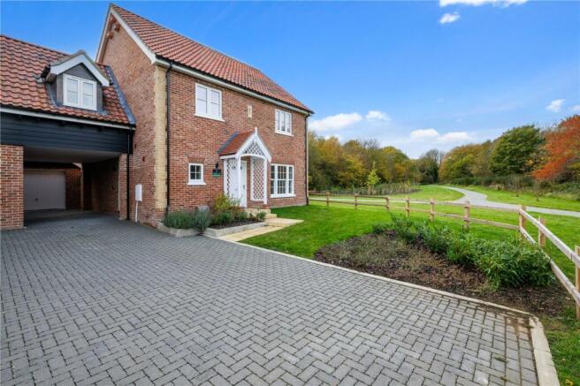 4-bed detached on Queens Meadows, 63 John Allison Avenue, Holt, Norfolk, NR25, £500,000