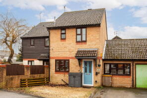 8, Parsons Close, Horley RH6 8SE