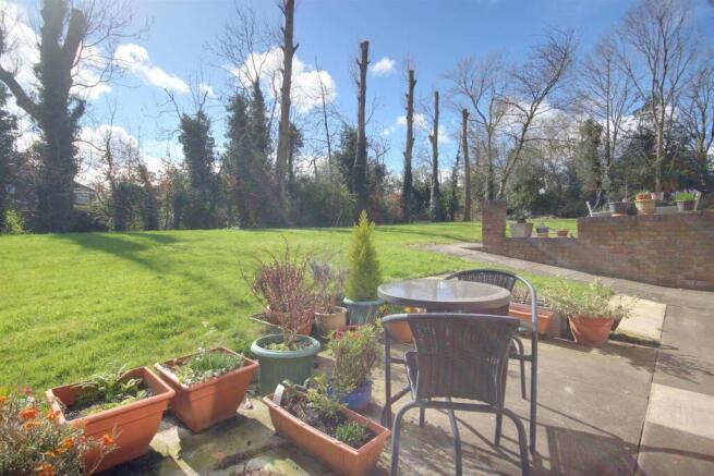 2 bed Bungalow for sale Image 9