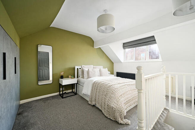 Double Bedroom on 2nd Floor 