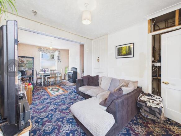 Sitting/Dining Room