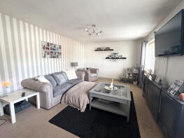 17, Abbey Close, Laughton-en-le-morthen, Sheffield S25 1ZA