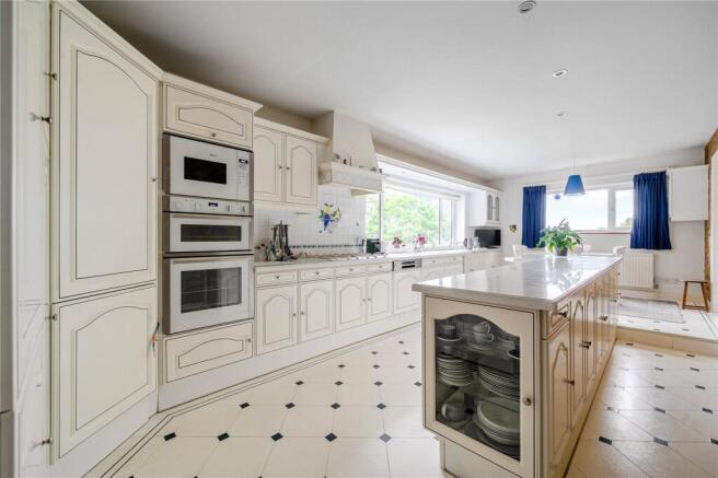 Kitchen/Breakfast