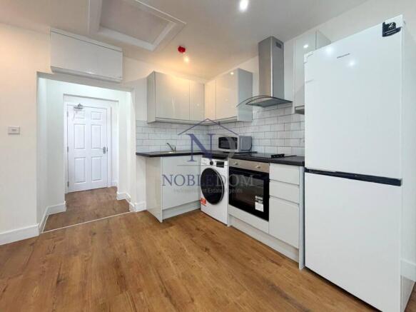 GROUND FLOOR STUDIO FLAT IN HOUNSLOW