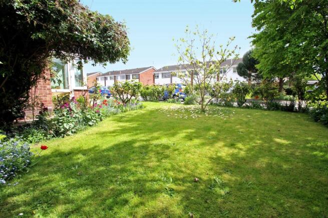 Side garden