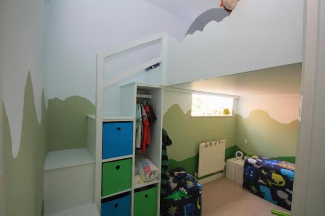BEDROOM 3