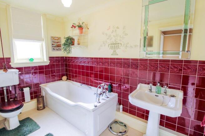 3 bed Penthouse for sale Image 12