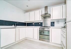 36, Mosaic House, Midland Road, Hemel Hempstead HP2 5YQ