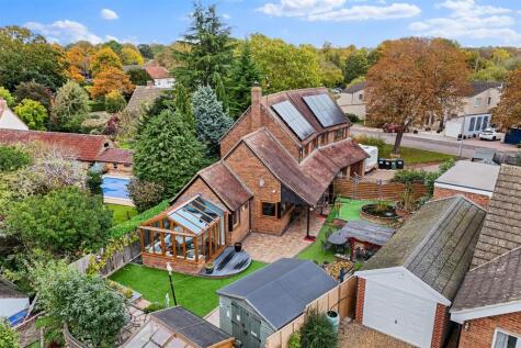 Lissel Road, Simpson, Milton Keynes