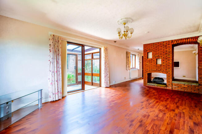 3 bed Detached Bungalow for sale Image 7