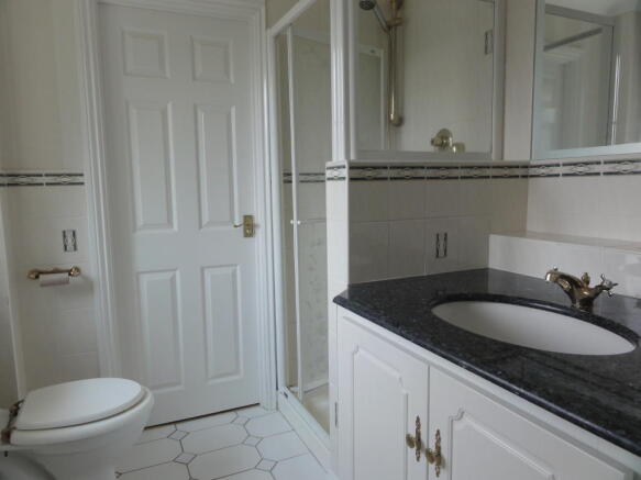 Master ensuite