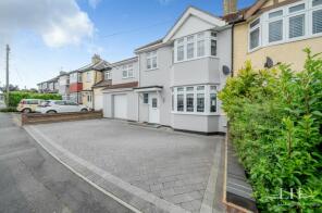 4, Woodhall Crescent, Hornchurch RM11 3NN