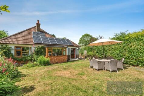 Saint John’s Avenue, Leatherhead, KT22 7HT