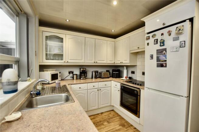 3 bed Semi-Detached Bungalow for sale Image 7