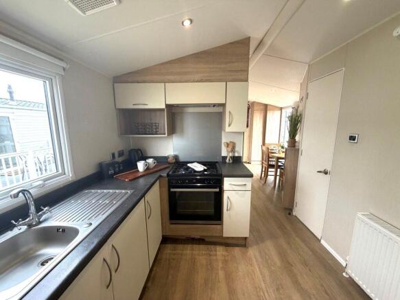Willerby Lymington 2018 Car0060615 139333633.jpeg