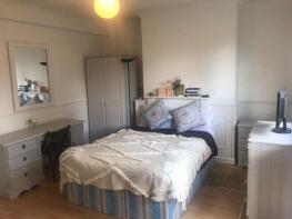 Flat 17, Beech House Ainsty Estate, Swan Road, London SE16 7DQ