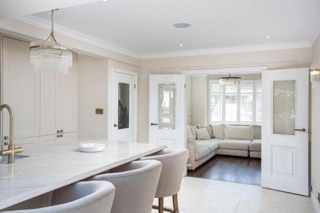 3 bed Semi-Detached for sale Image 7