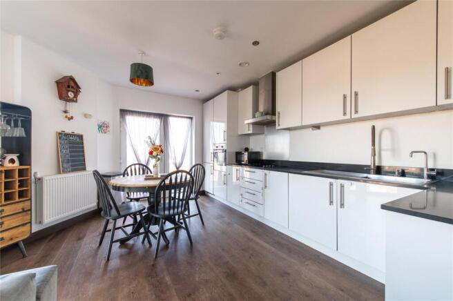 Diner/Kitchen