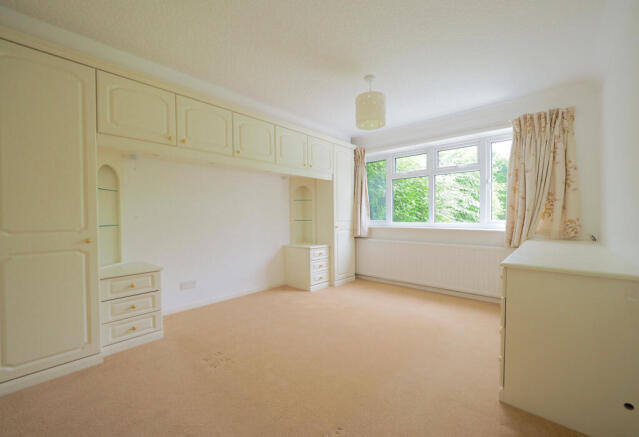 Bedroom 1 - 2